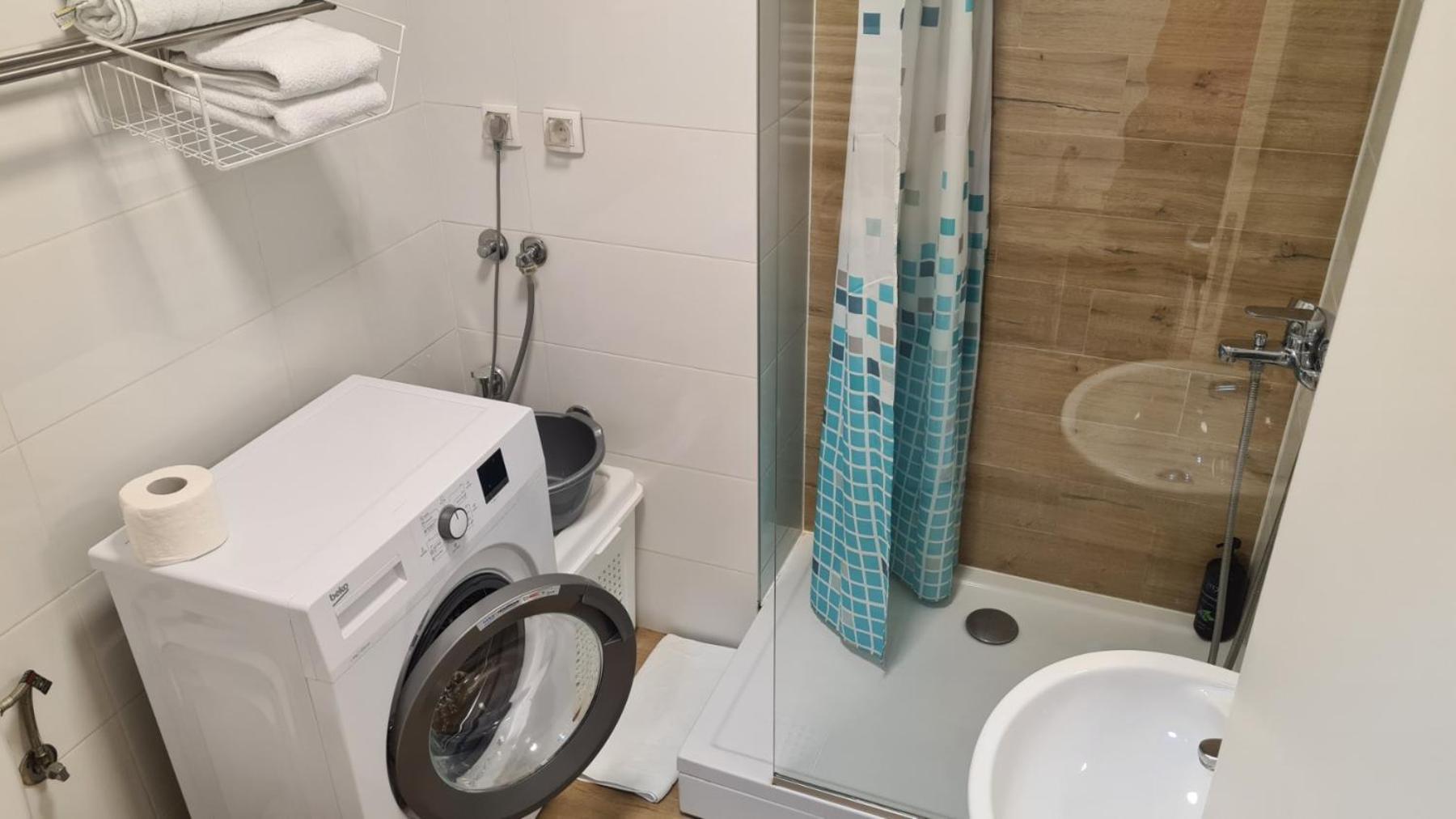 Apartmani Simić Quatro Valjevo Exterior foto