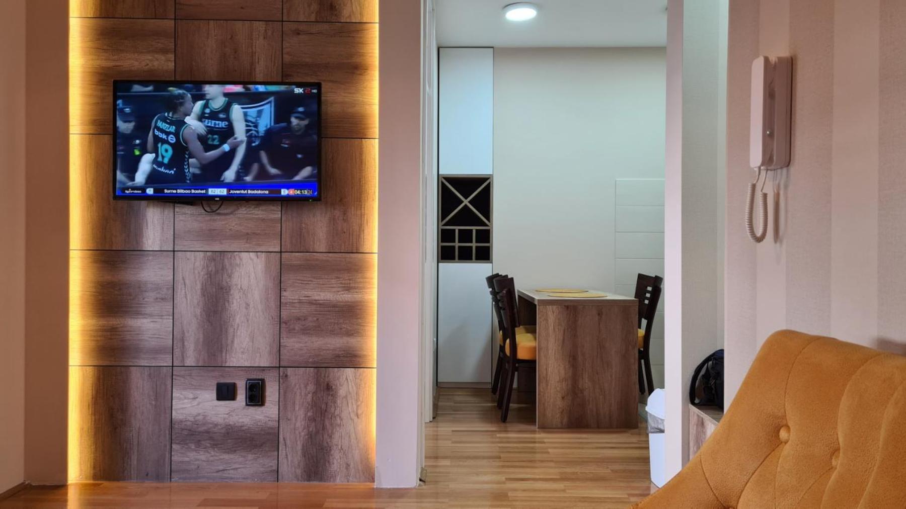 Apartmani Simić Quatro Valjevo Exterior foto