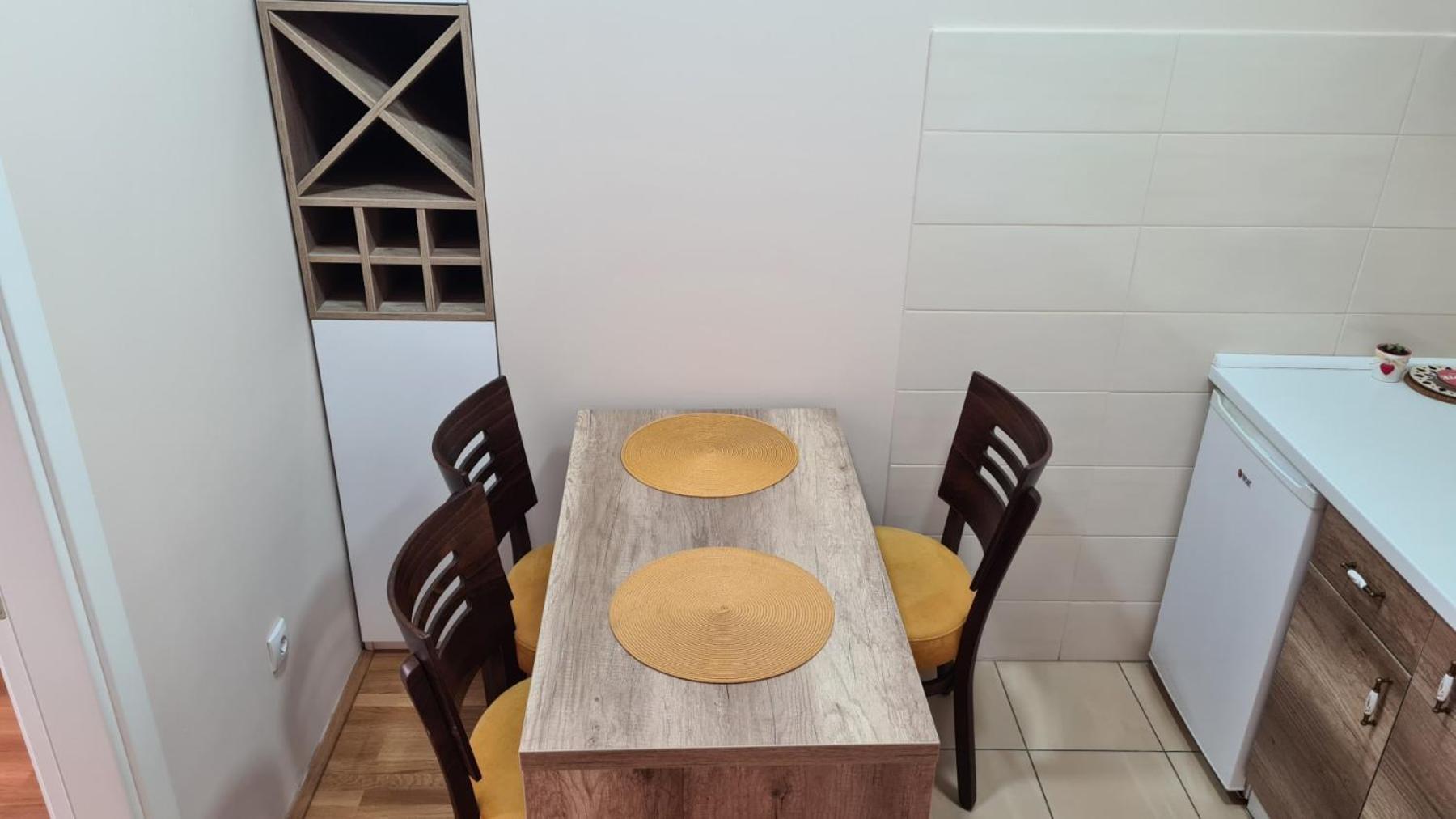 Apartmani Simić Quatro Valjevo Exterior foto