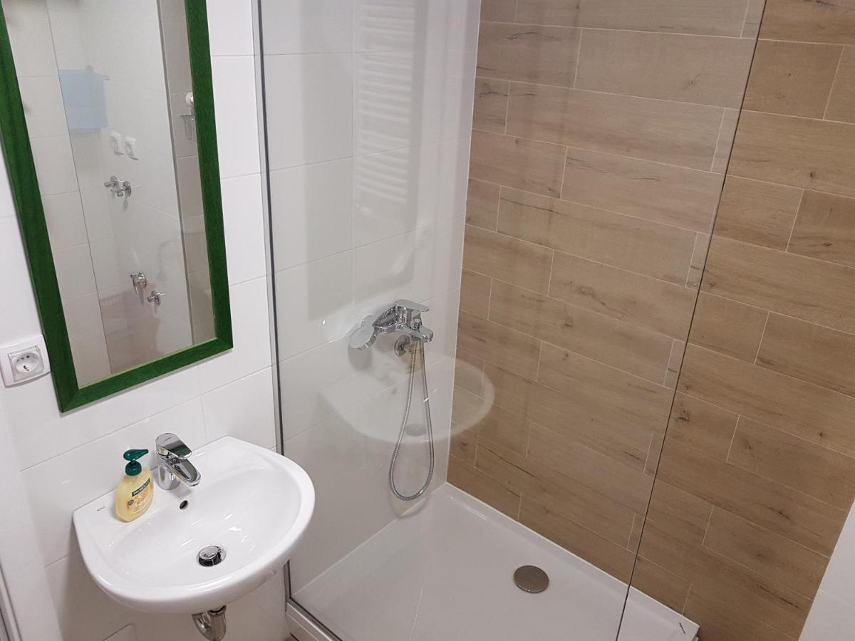 Apartmani Simić Quatro Valjevo Exterior foto